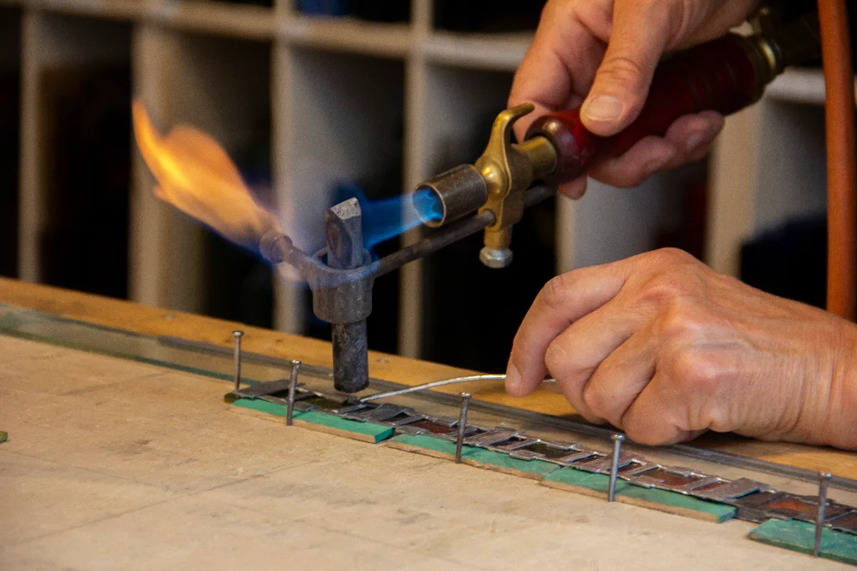 Bleiverglasung - Reparatur und Neuanfertigung mit dem Lötkolben