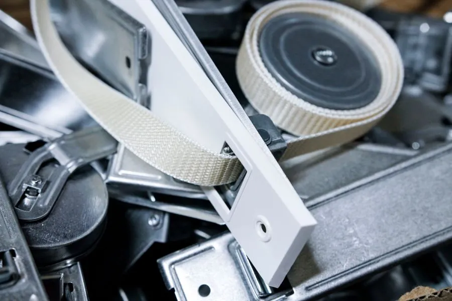 Rollladengurte und Antriebsteile für die Reparatur